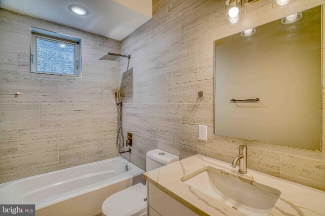 Building Photo - 2222 Frankford Ave