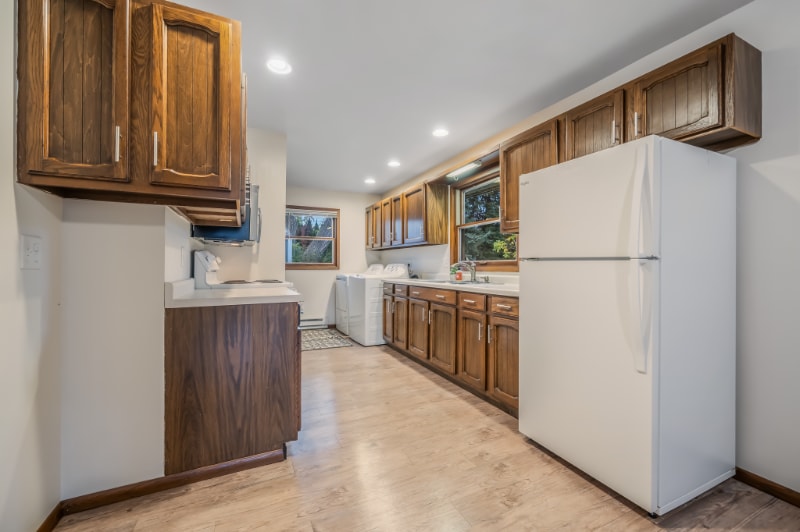 Building Photo - 1000 W McKinley Ave