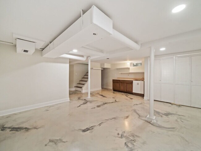 Building Photo - 1508 Potter Rd