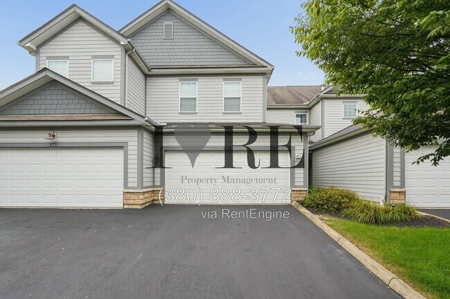 Building Photo - 600 Redwood Ln