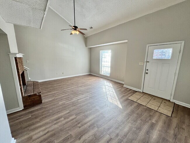 Building Photo - 4136 Garden Birch Cove