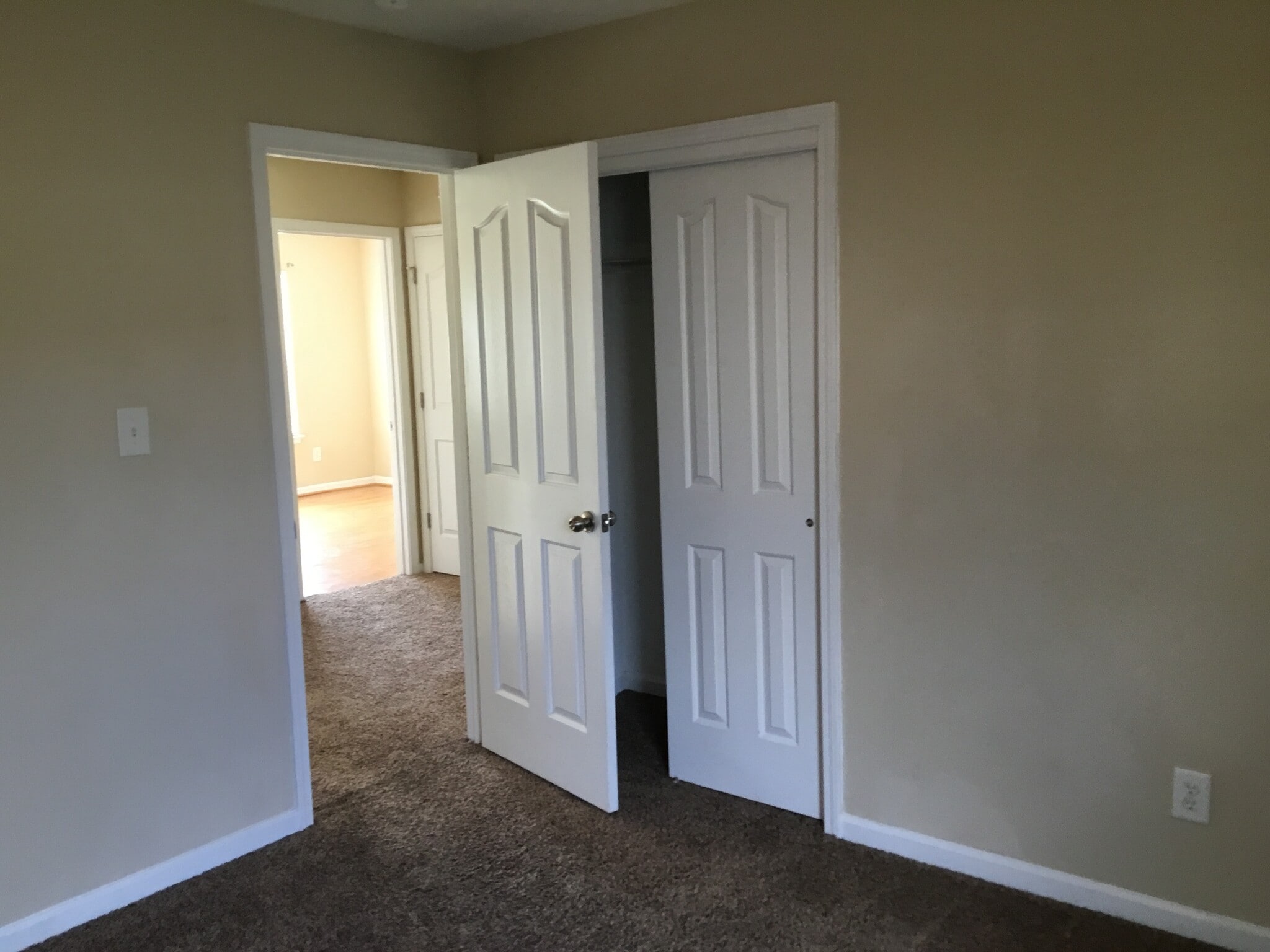 Building Photo - 802 Celtic Crossing Dr