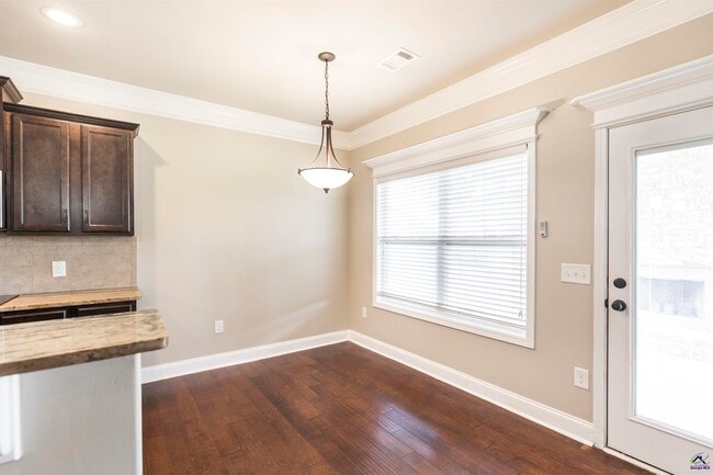 Building Photo - 153 Forestbrooke Way