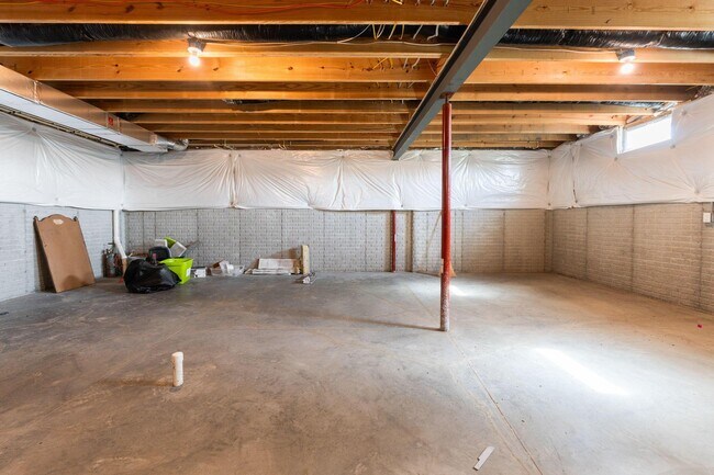 Building Photo - 3622 Switchgrass Ct