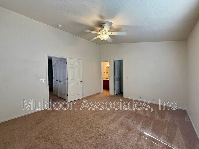 Building Photo - 2273 Falkirk Dr