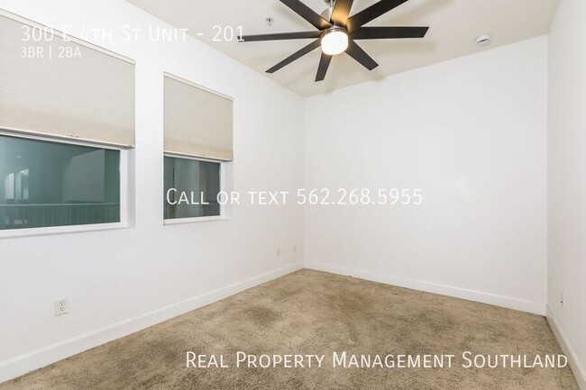 Building Photo - Spacious Condo in Downtown Long Beach!