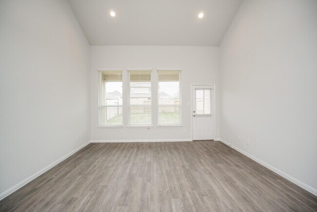 Building Photo - 17246 Quiet Song Ct