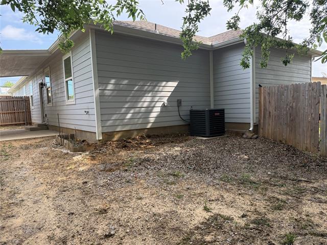 Building Photo - 1501 College St