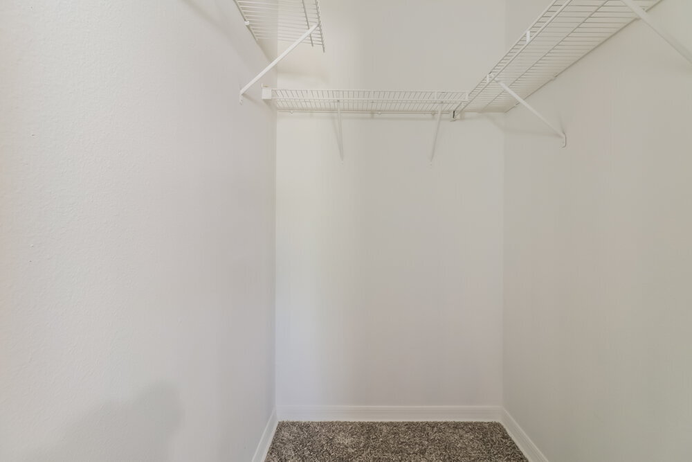 Building Photo - 17047 Ongar Ct