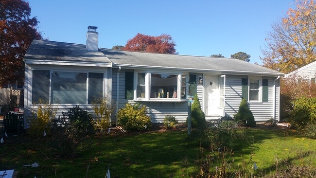 Primary Photo - 49 Cornell Dr
