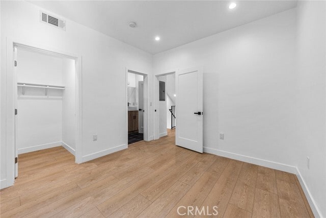 Building Photo - 1376 Edgecliffe Dr