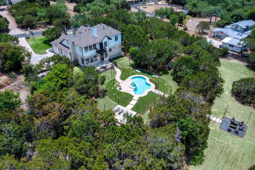 Building Photo - 8902 Feather Hill Rd