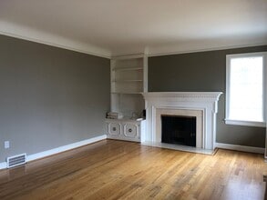 Building Photo - 406 NE 80th St