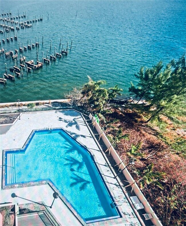 Building Photo - 11113 Biscayne Blvd