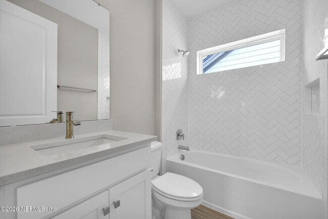 Building Photo - 202 Sutton Dr