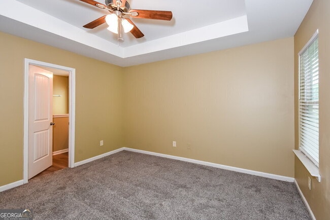 Building Photo - 526 Hill Crest Cir
