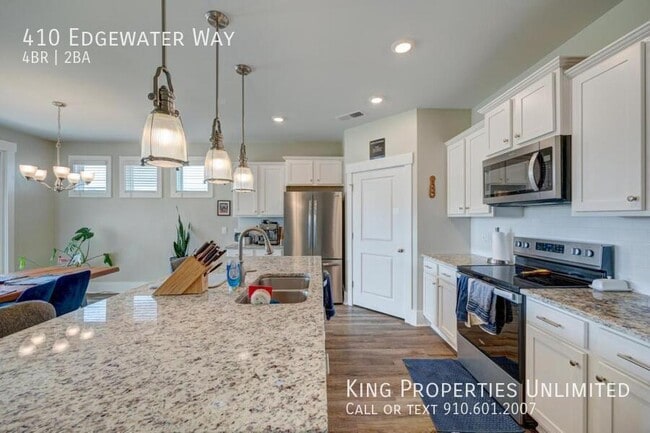 Building Photo - 410 Edgewater Wy