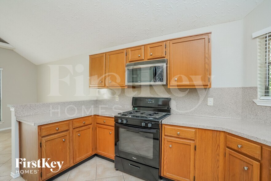 Building Photo - 18423 Arbormont Dr