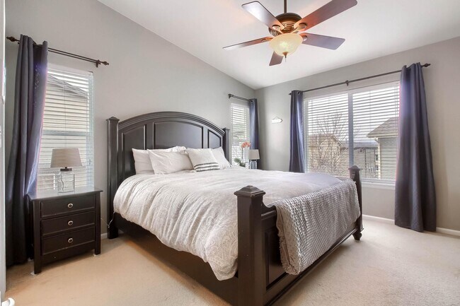 Building Photo - Highlands Ranch Spacious 3 bed 2.5 bath