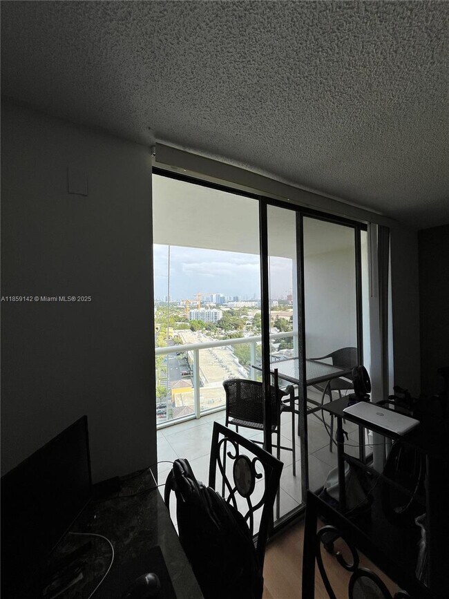 Building Photo - 13499 Biscayne Blvd