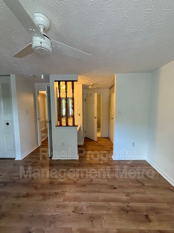 Building Photo - 8257 Mary Lee Ln