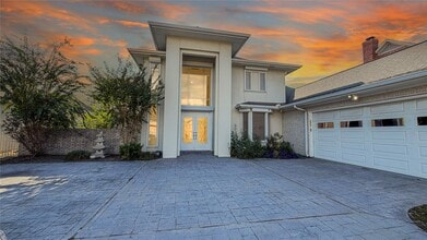 Building Photo - 4601 Country Club View