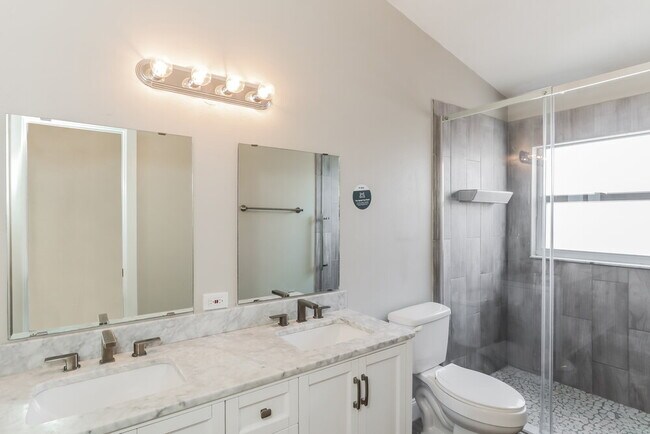 Building Photo - 22726 Sills Loop