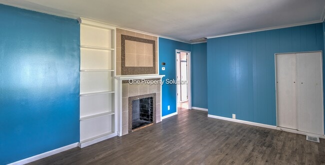 Building Photo - 7611 Northcote Ave
