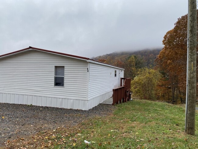 Building Photo - 54 Windy Hill Rd