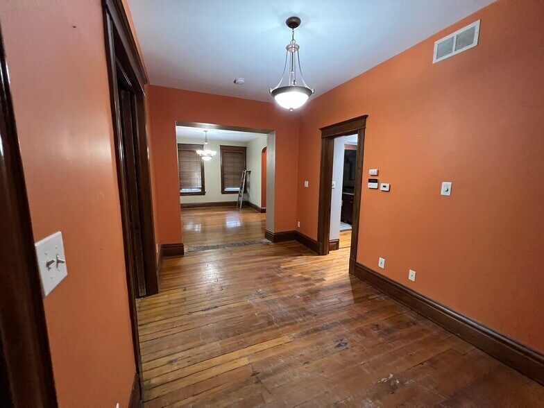 Living Room - 3457 Arsenal St