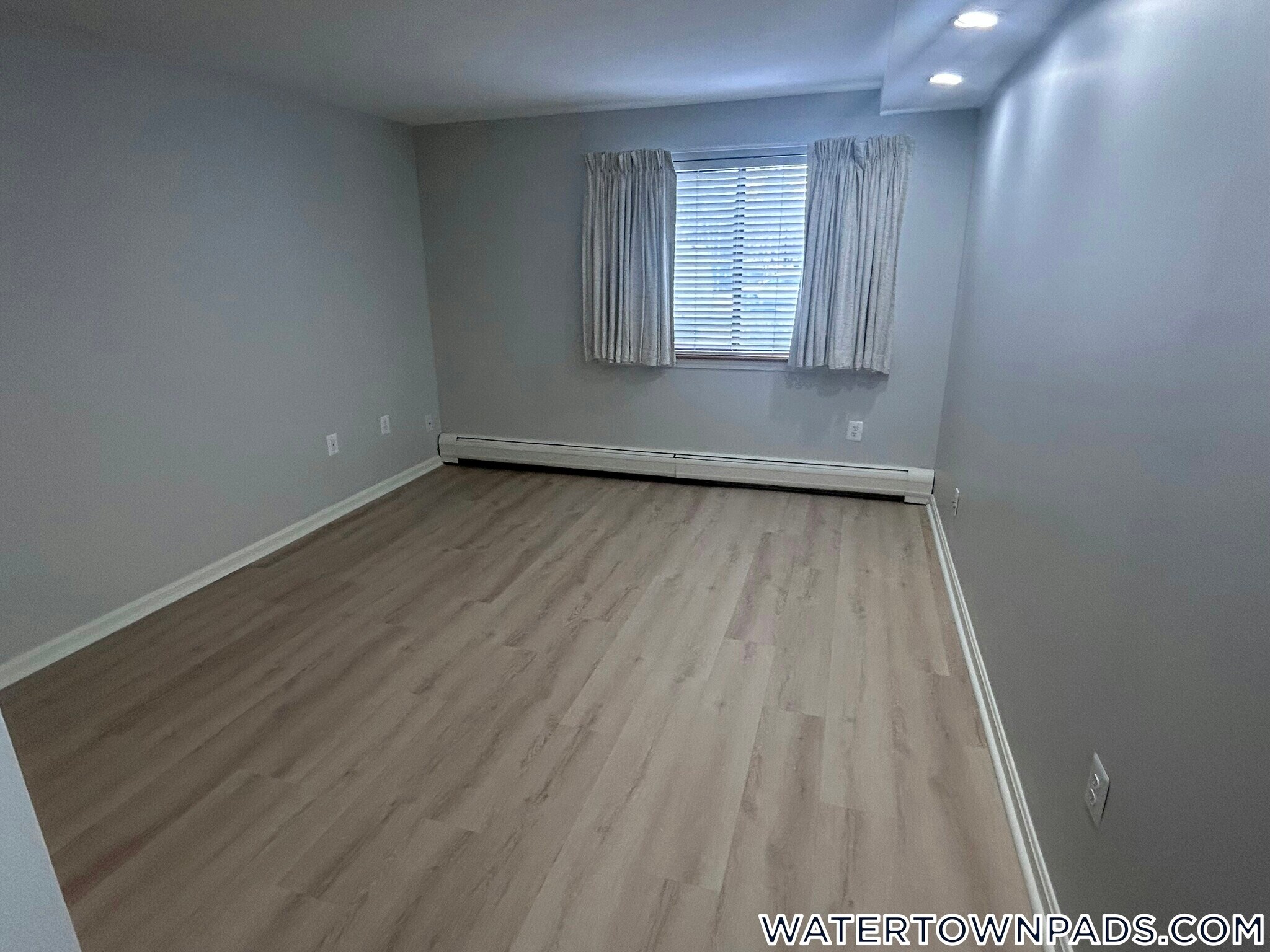 Building Photo - 131 Coolidge Ave