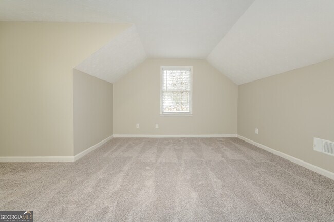 Building Photo - 17 Juliana Ct