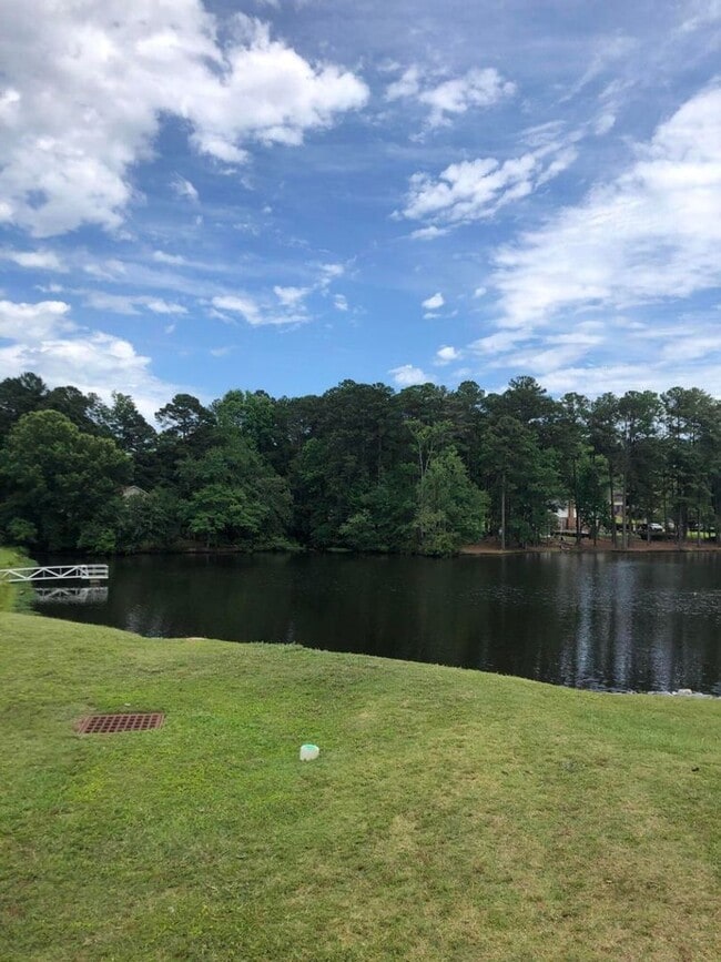 Building Photo - Available October 1st 4 bedroom 2 bathroom in Evans Ga