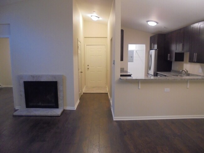 Building Photo - 1334 Cunat Ct