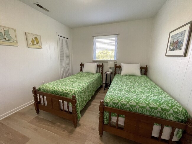 Building Photo - 58223 Dunes Dr