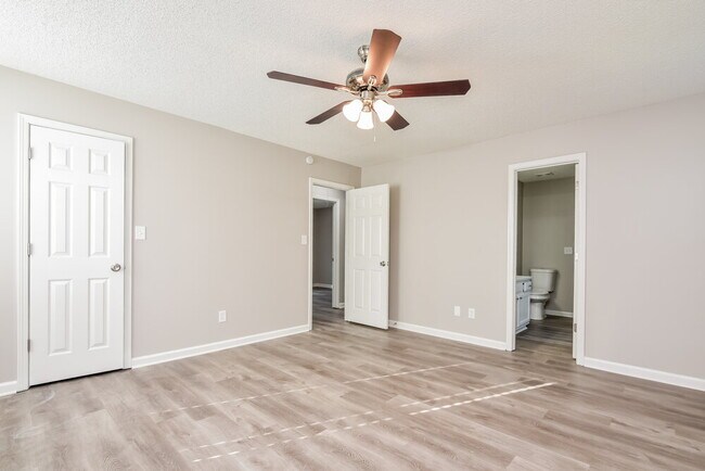 Building Photo - 3509 Mosswood Ln