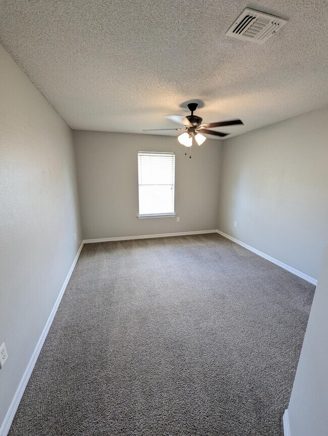 Building Photo - 9939 Parker Lake Cir
