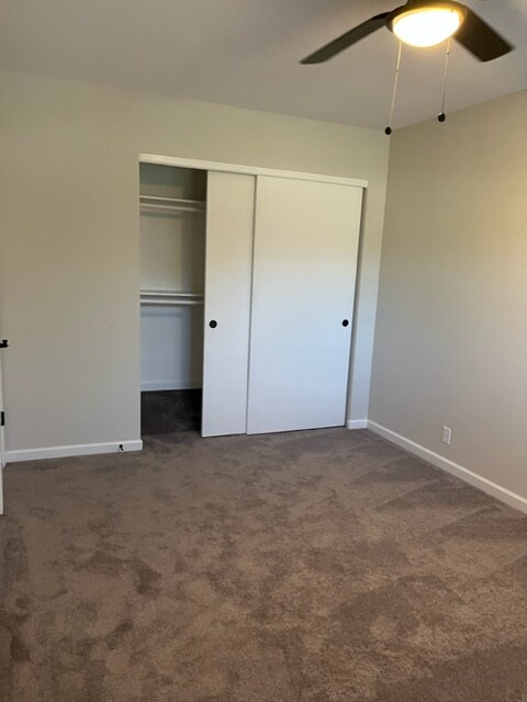 Building Photo - 286 W Palomino Dr