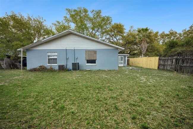 Building Photo - 1509 N Donnelly St