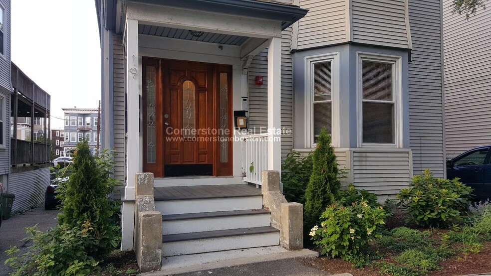 Primary Photo - 19 Dorset St