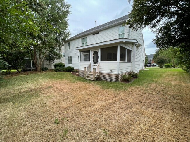 Building Photo - Elegant 4 Bedroom Home in Heart of Cary