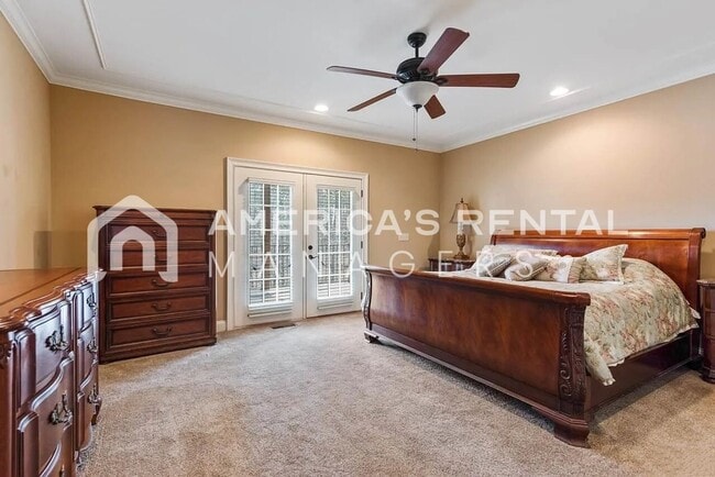 Building Photo - Deposit Pending! - Private Estate Living on Over 3 Acres! Available to view NOW!