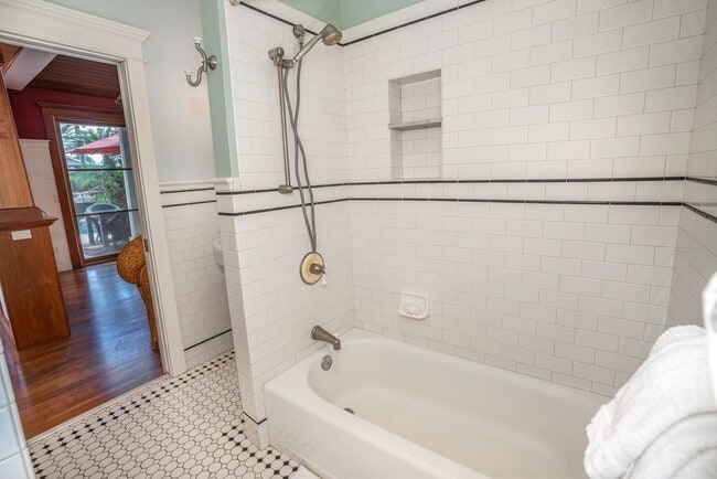 Building Photo - Fully Furnished, 3 Bed/3 Bath, Wailea Kai Home with Saltwater Pool