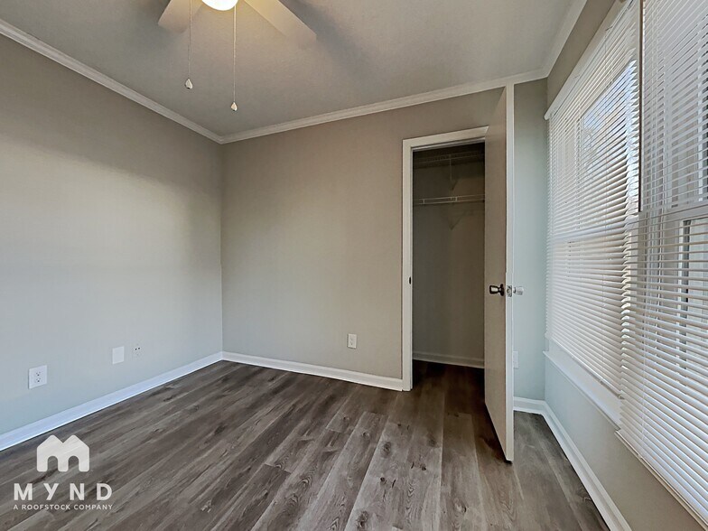 Building Photo - 1300 Newfound Hollow Dr