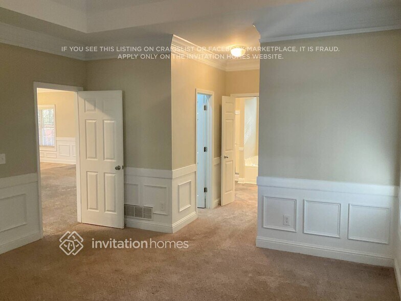 Building Photo - 3650 Deer Trail NW