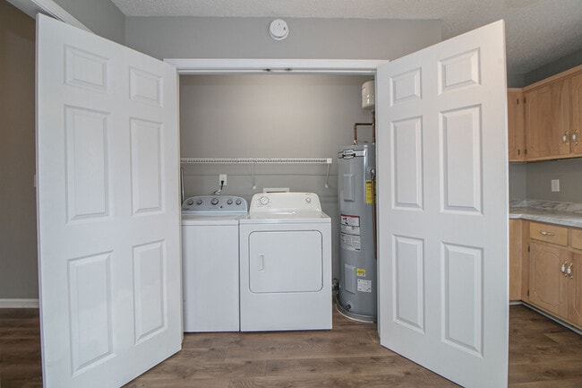 Building Photo - 1913 Timberline Cir