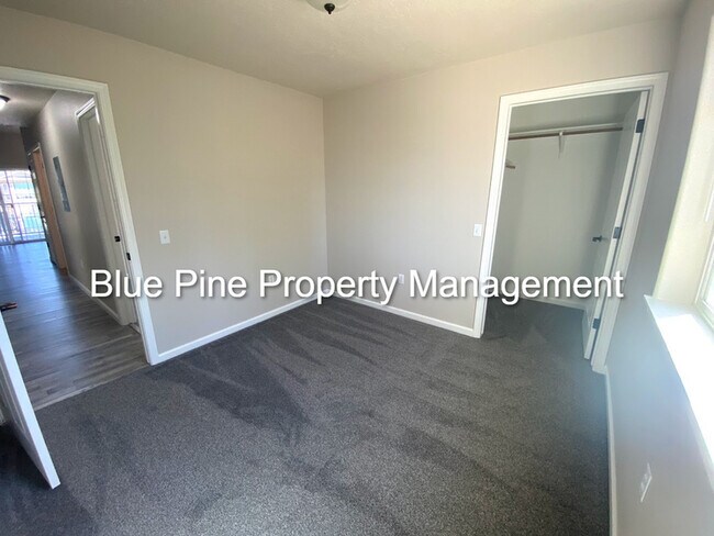 Building Photo - 118 Clubhouse Cir