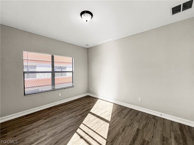 Building Photo - 9452 Montebello Way