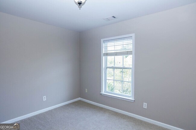 Building Photo - 3380 Gables Ct