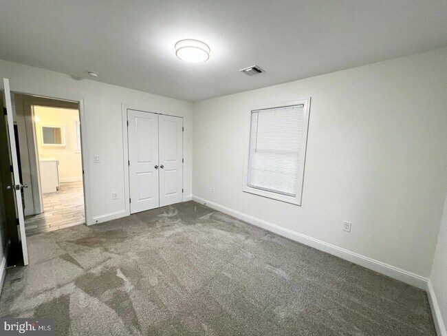 Building Photo - 1253 Yardville Allentown Rd